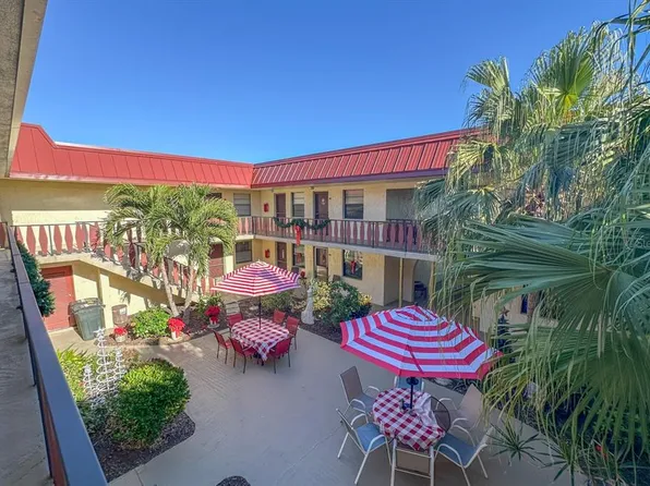 66 Boundary Blvd APT 271, Rotonda West, FL 33947