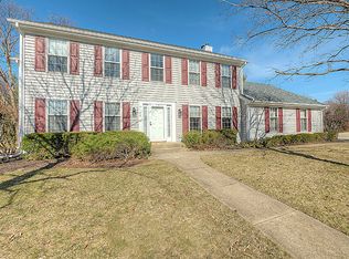 5156 Solitude Dr, Rockford, IL