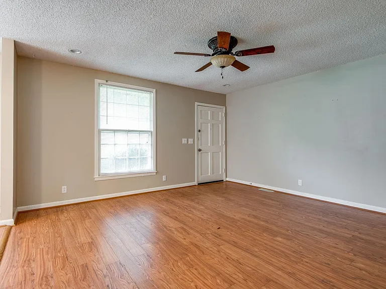 845A Oakwood Terrace Dr — Photo 10