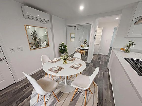 4th image of 4530 Whitsett Ave APT 6