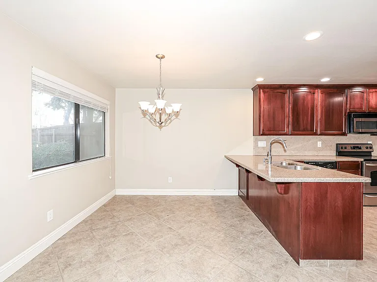 3350 M St #51 — Photo 8