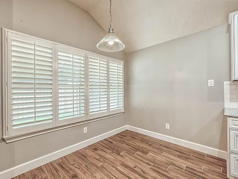 15943 Pleasant Green Cir — Photo 21