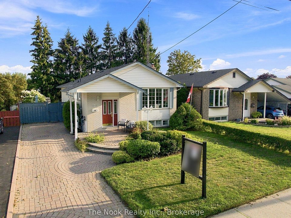1st image of 274 Labrador Dr