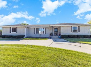 7524 Wright St, Merrillville, IN 46410
