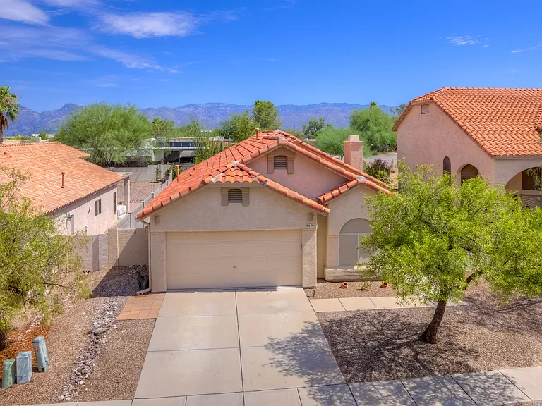 9649 E Briana Ln — Photo 3