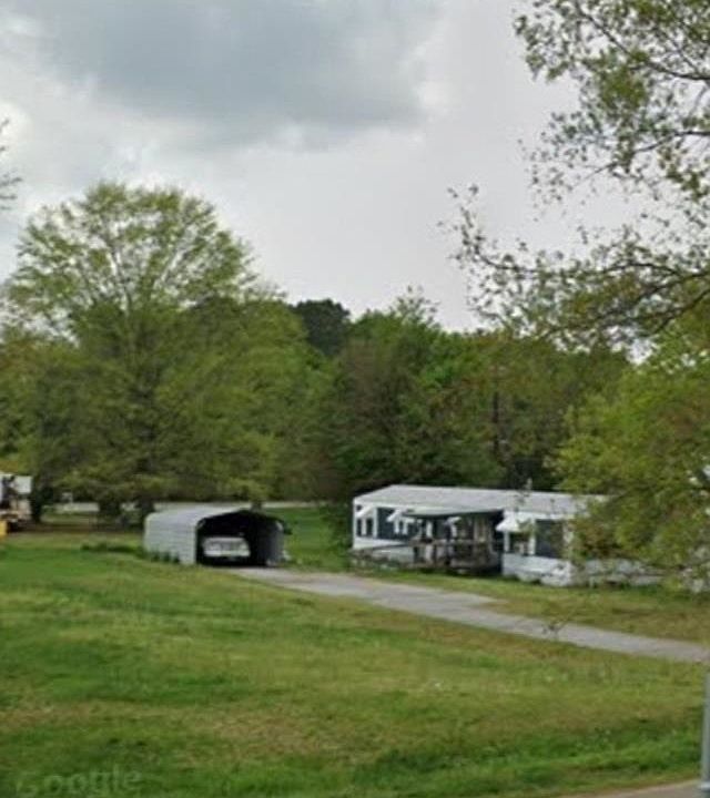 1st image of 109 Peachtree Ln