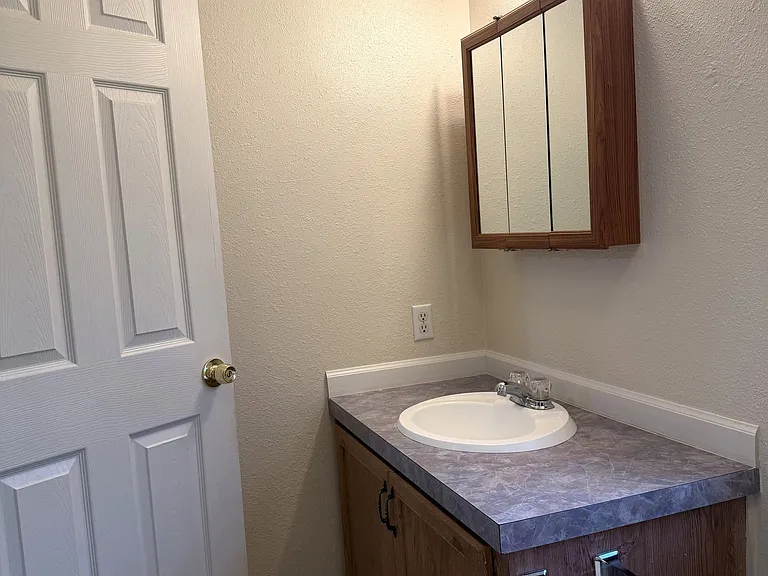 675 Auction Rd — Photo 22