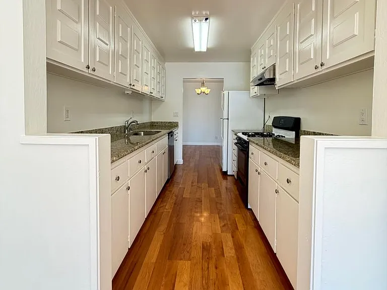 3555 Magnolia Dr — Photo 7