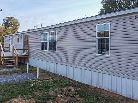 5th image of 804 Newbern Rd