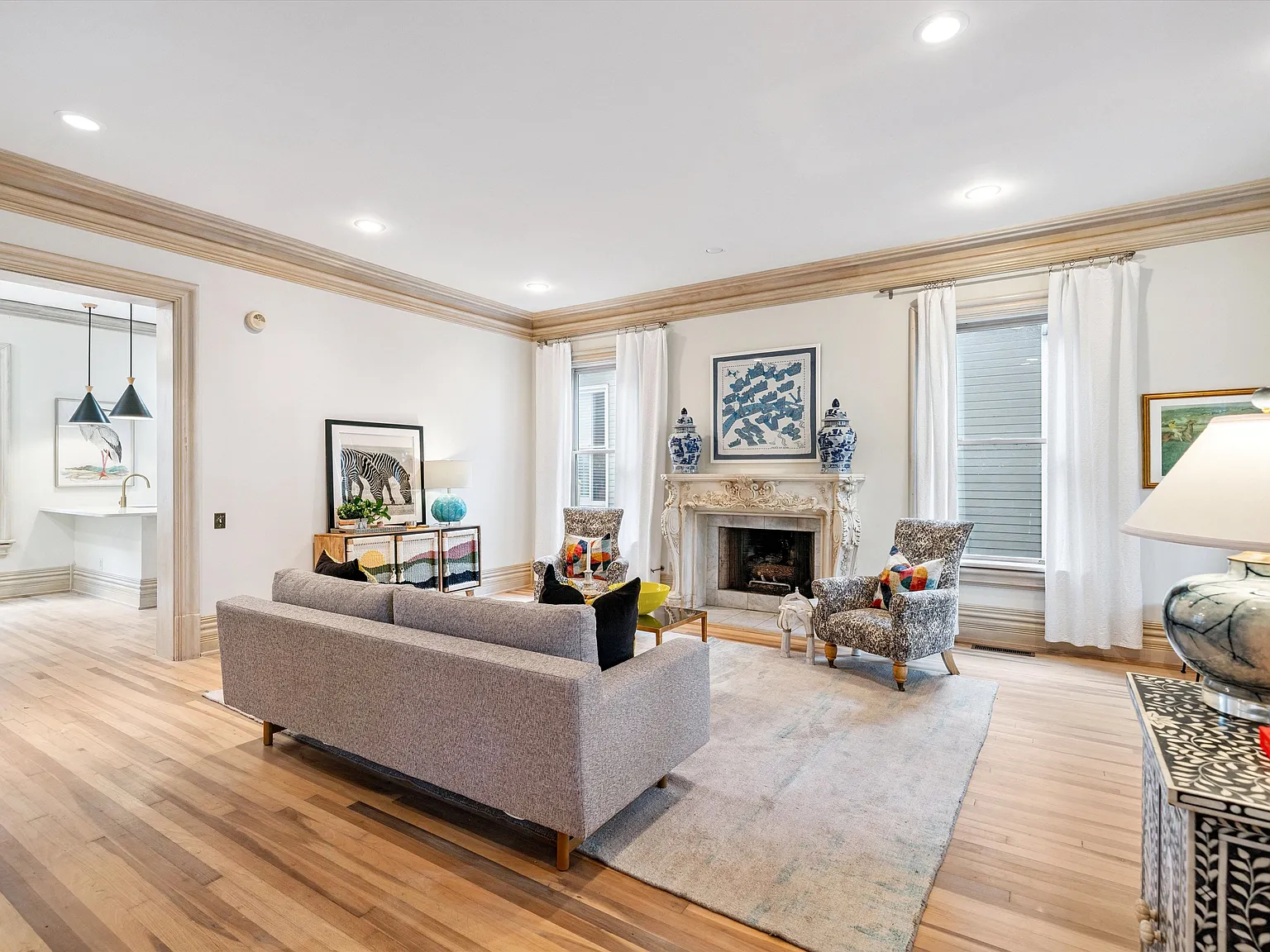 2 bed, 2.5 bath, 1621 sqft, $2,495 — Photo 3