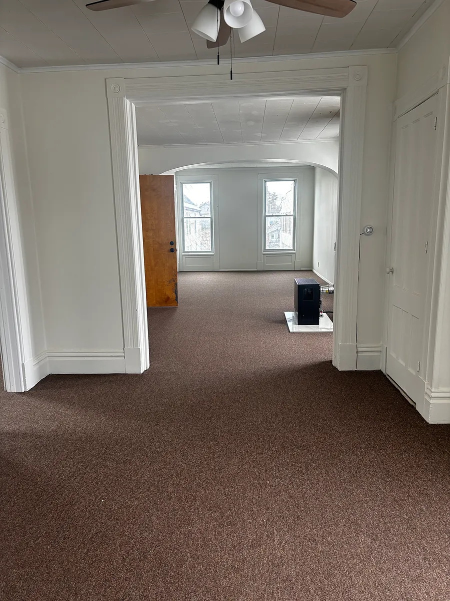 Building Photo - 448 5th Ave #2