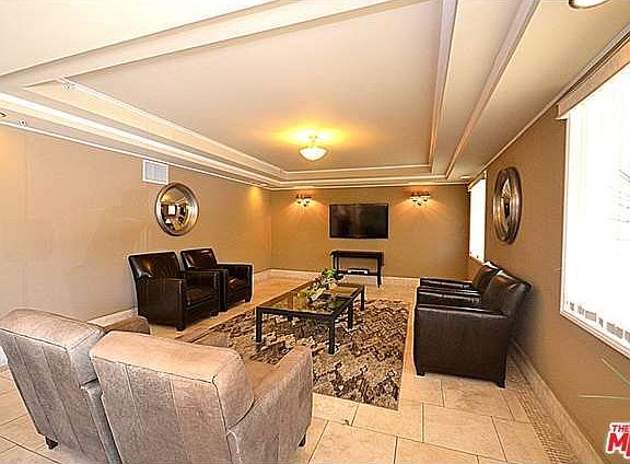 3rd image of 620 S Gramercy Pl APT 132