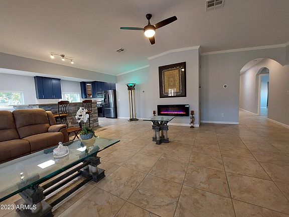 4th image of 8202 S 29TH Avenue