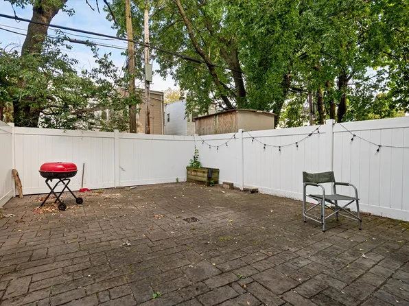 285 Lincoln Avenue image 31 of 36