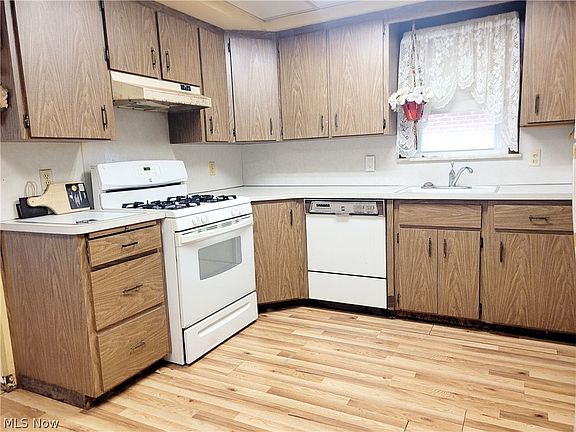 2nd image of 4388 Adrian Rd