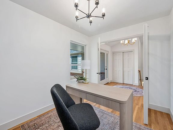 5th image of 4100 Mount Vernon Ct