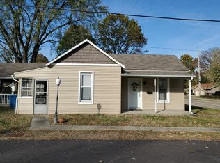 300 Staunton Rd, Troy, IL 62294