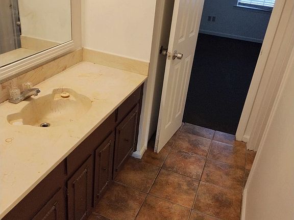 2nd image of 4782 James Kent Ct