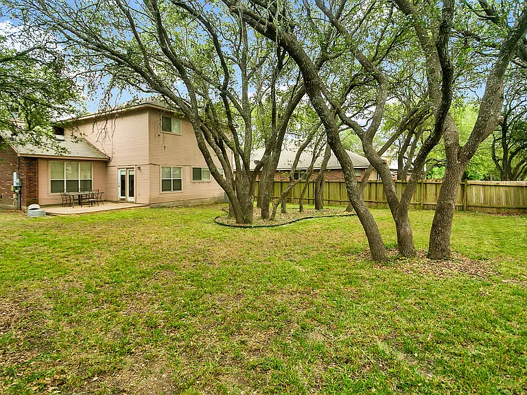 12215 Stable Ridge Dr — Photo 23