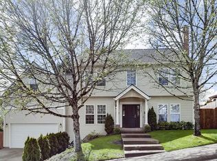 15783 SW Barrington Ter, Tigard, OR 97224