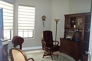 5th image of 915 Barcelona Dr