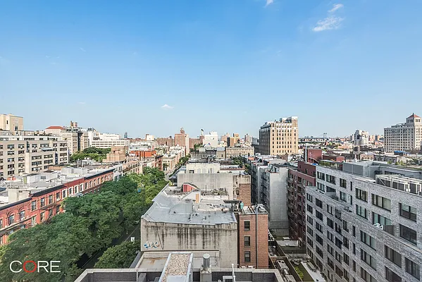 Rented by CORE | media 30