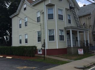 582 Park Ave, Cranston, RI 02910