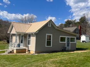 226 Hurd Ln, Pulaski, VA 24301