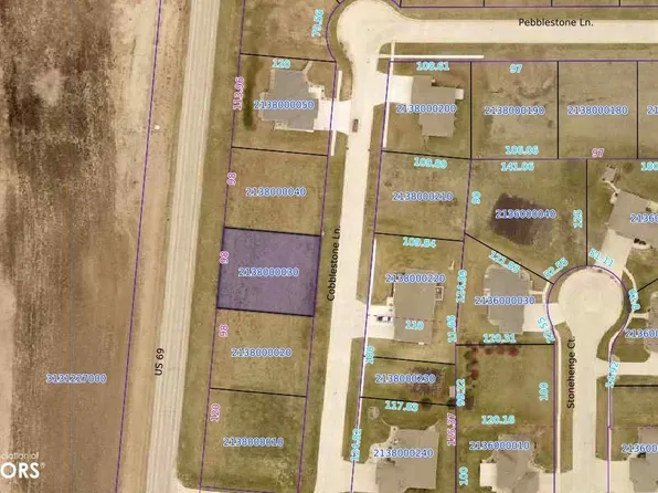 970 Cobblestone Ln, Garner, IA 50438