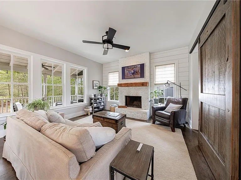 1000 Loliver Ln — Photo 9