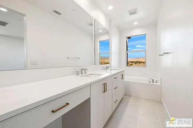 74246 Storke Dr — Photo 19
