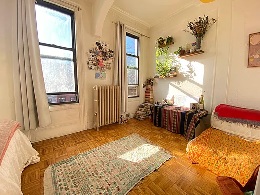 Rented by Nolita Group | media 9