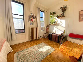 Rented by Nolita Group