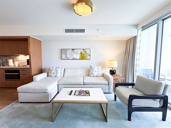 2nd image of 2139 Kuhio Ave #1006