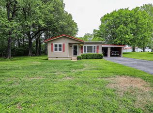 130 Grubbs Rd, Paducah, KY 42001