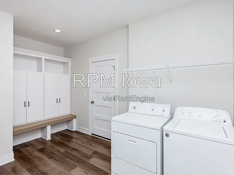 5901 NE Sherman Dr — Photo 10