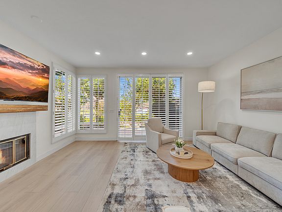 5th image of 21 Lakefront