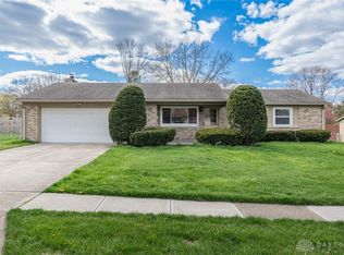 465 Clareridge Ln, Dayton, OH 45458