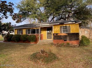 2979 Angela Cir, Jackson, MS 39209