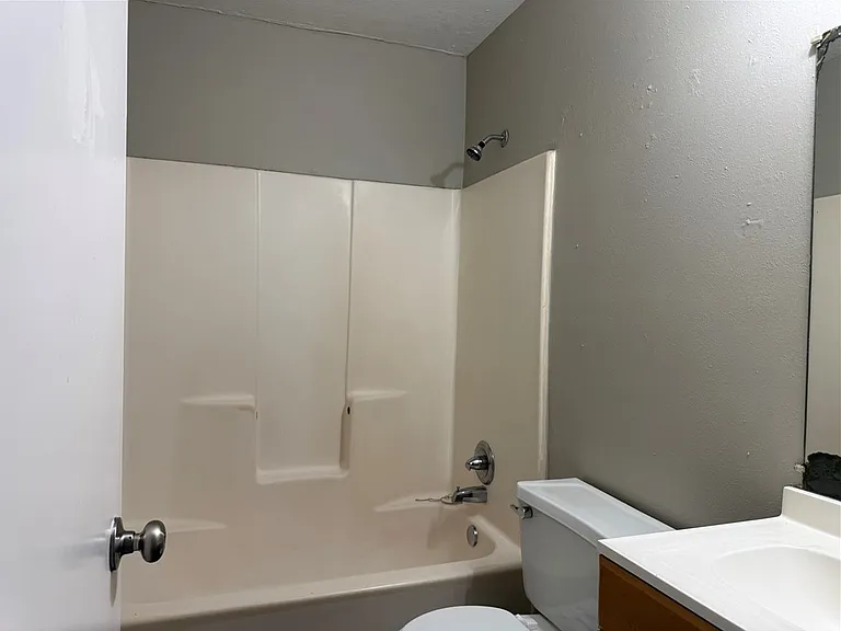 2403 Toro Ln #C — Photo 9