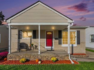 9098 Clippert St, Taylor, MI 48180