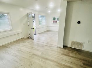 119 Pine St, Lakehurst, NJ 08733