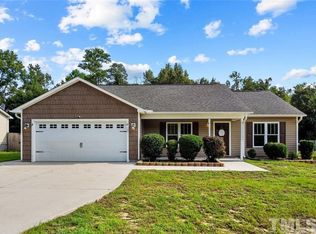 105 Worvin Ln, Richlands, NC 28574