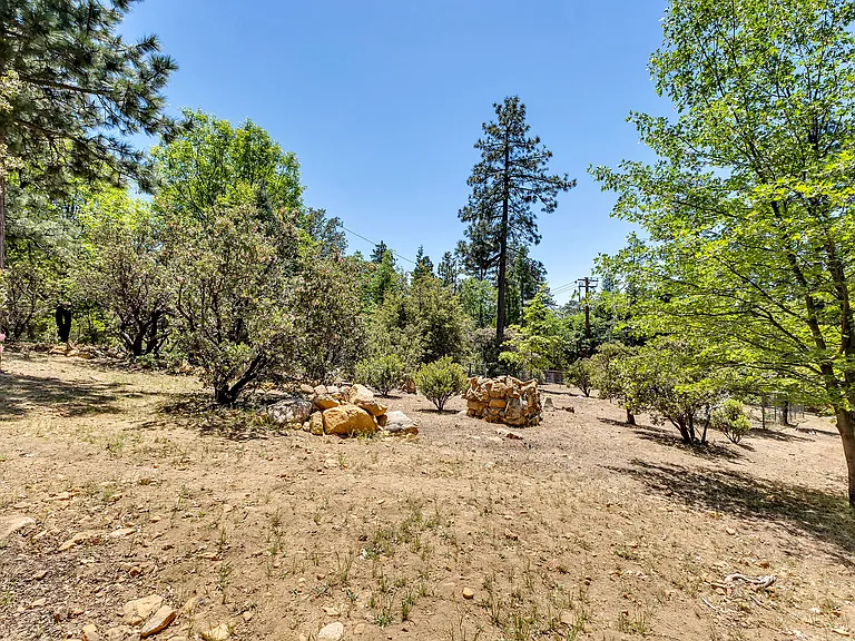25465 Seneca Dr — Photo 70