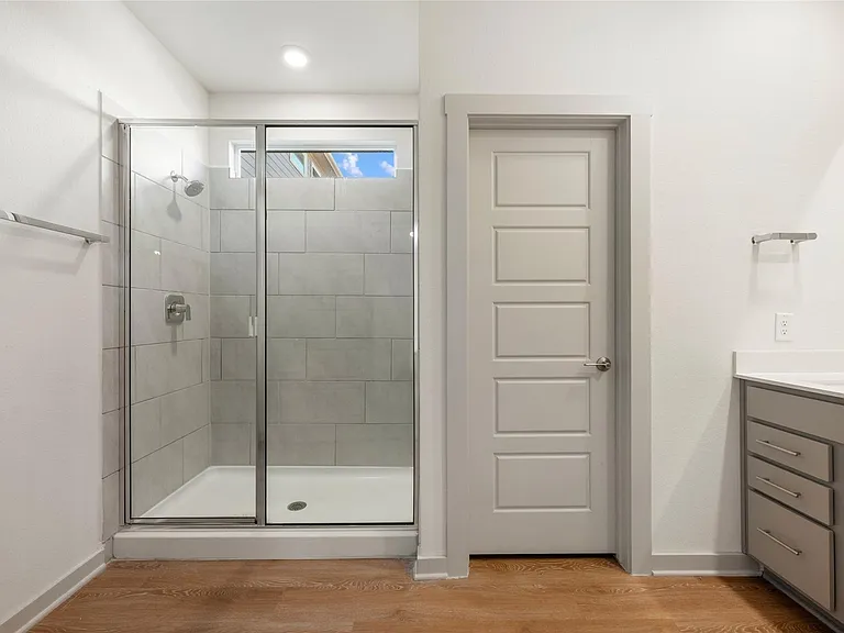 336 Fairfax Ave — Photo 18