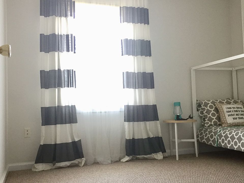 Upstairs bedroom