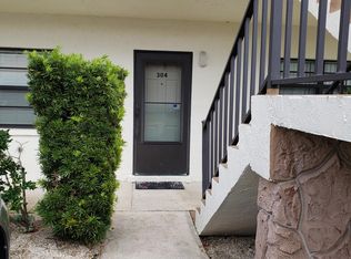 200 Saint Lucie Ln APT 304, Cocoa Beach, FL 32931