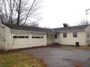 14720 Rider Rd, Burton, OH 44021