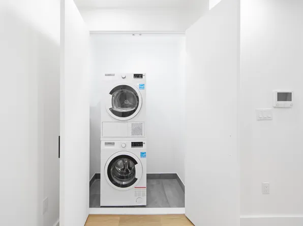 340 Metropolitan Avenue image 6 of 13