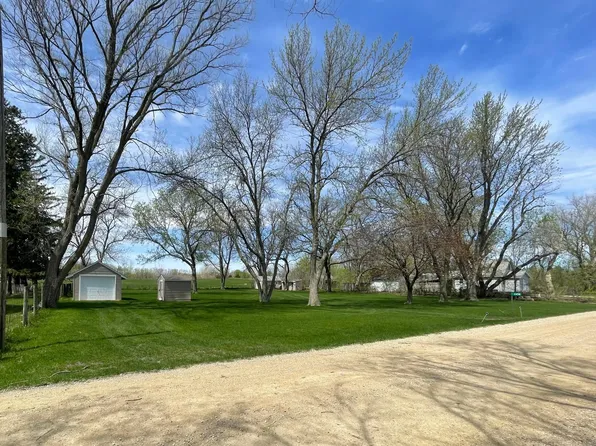 2458 Main St S, Austin, MN 55912